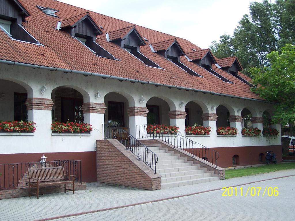 Bajor Panzió Kecskemét Zewnętrze zdjęcie